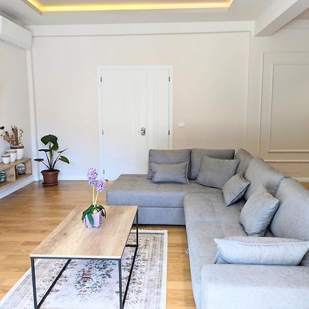 Villa With Garden And Veranda Berat Exterior foto
