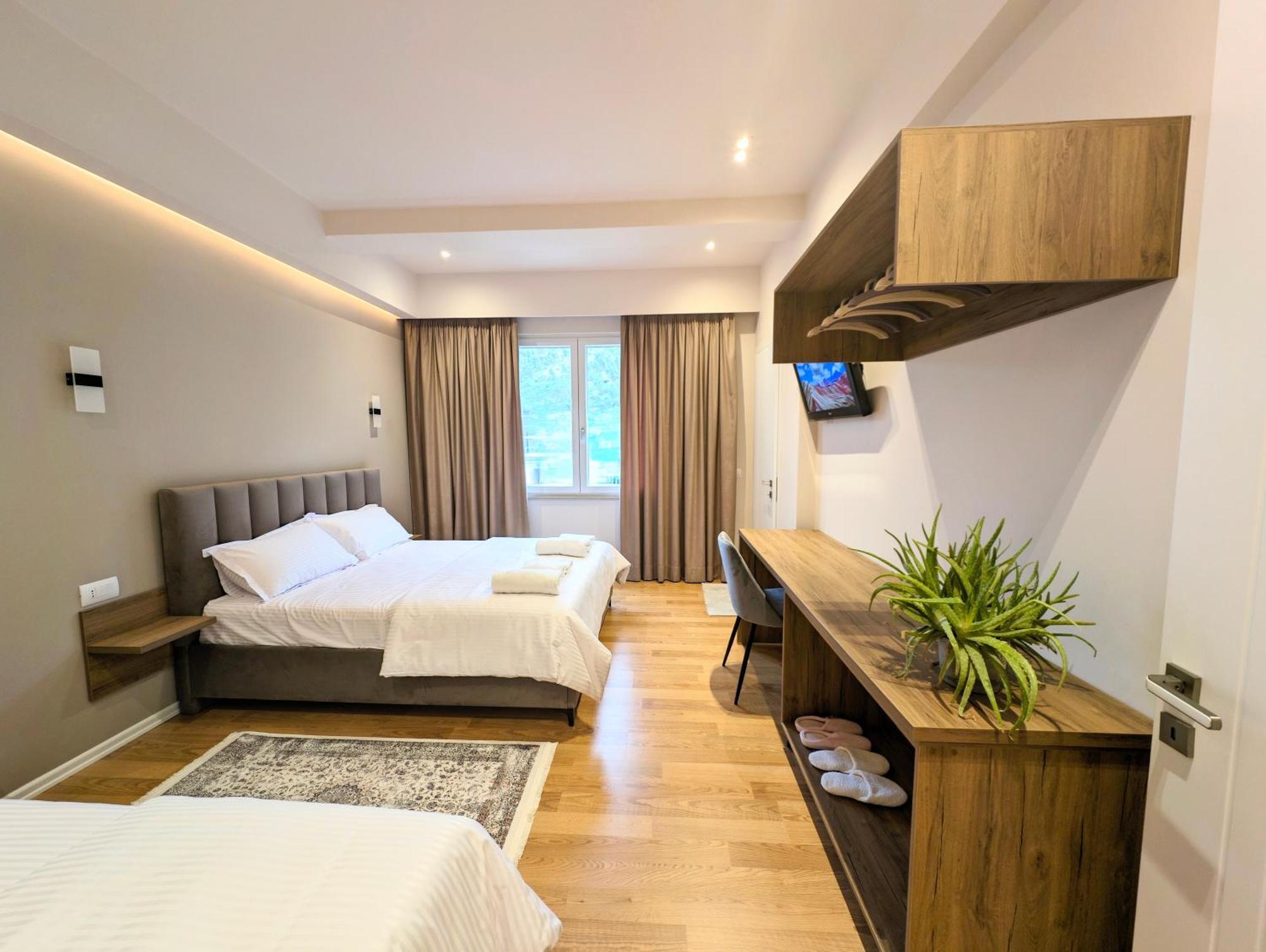 Villa With Garden And Veranda Berat Exterior foto